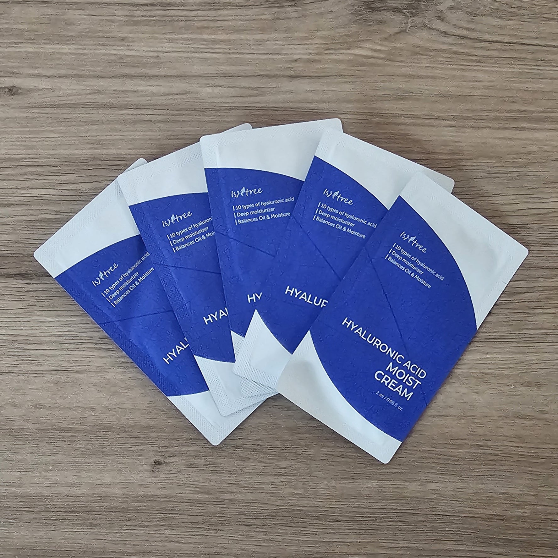 [ISNTREE] Hyaluronic Acid Moist Cream 5 muestras de 2 ml c/u