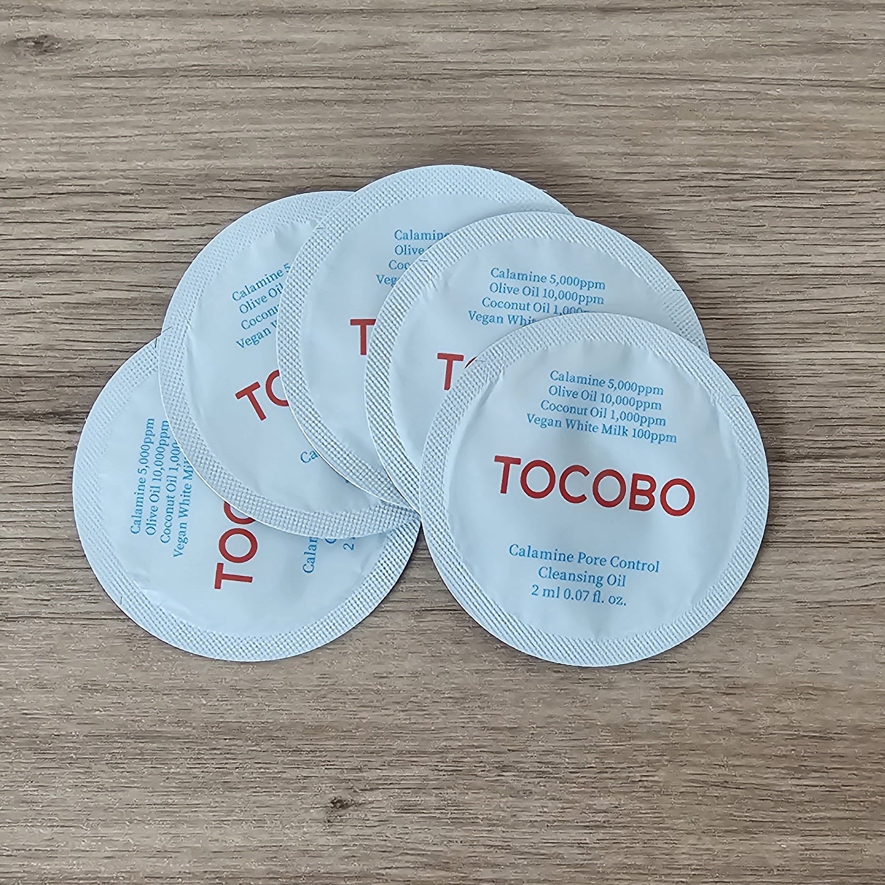 [TOCOBO] Calamine Pore Control Cleansing Oil (Paquete de 5 muestras de 2 ml c/u)